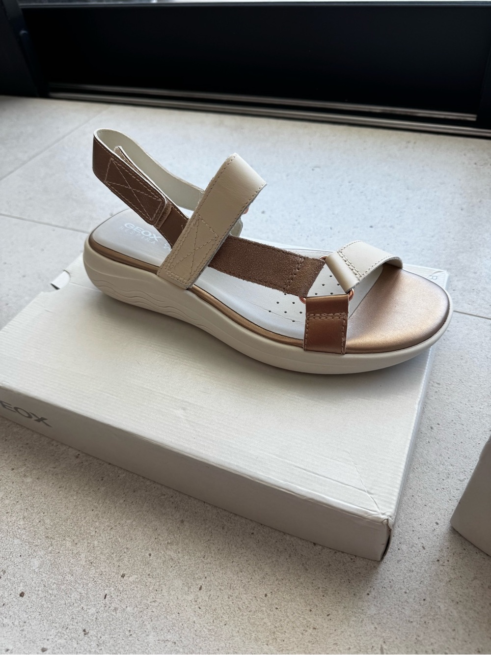 Geox Women's Cream and Tan Strappy Comfort Sandals